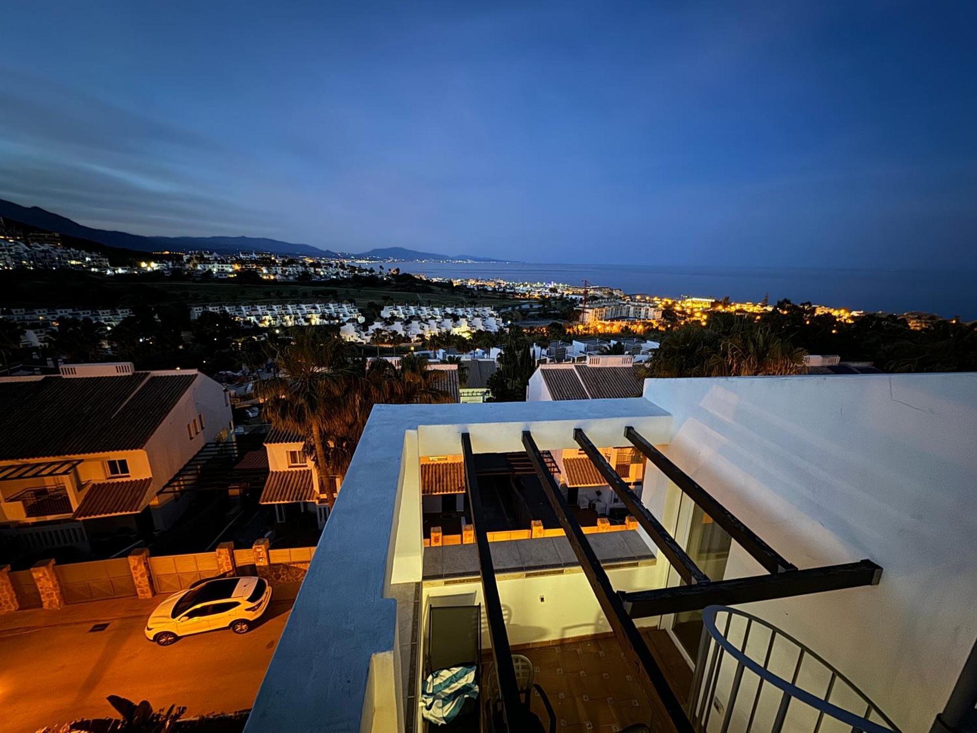 Casa Feliz - Penthouse In Manilva Apartment Bagian luar foto